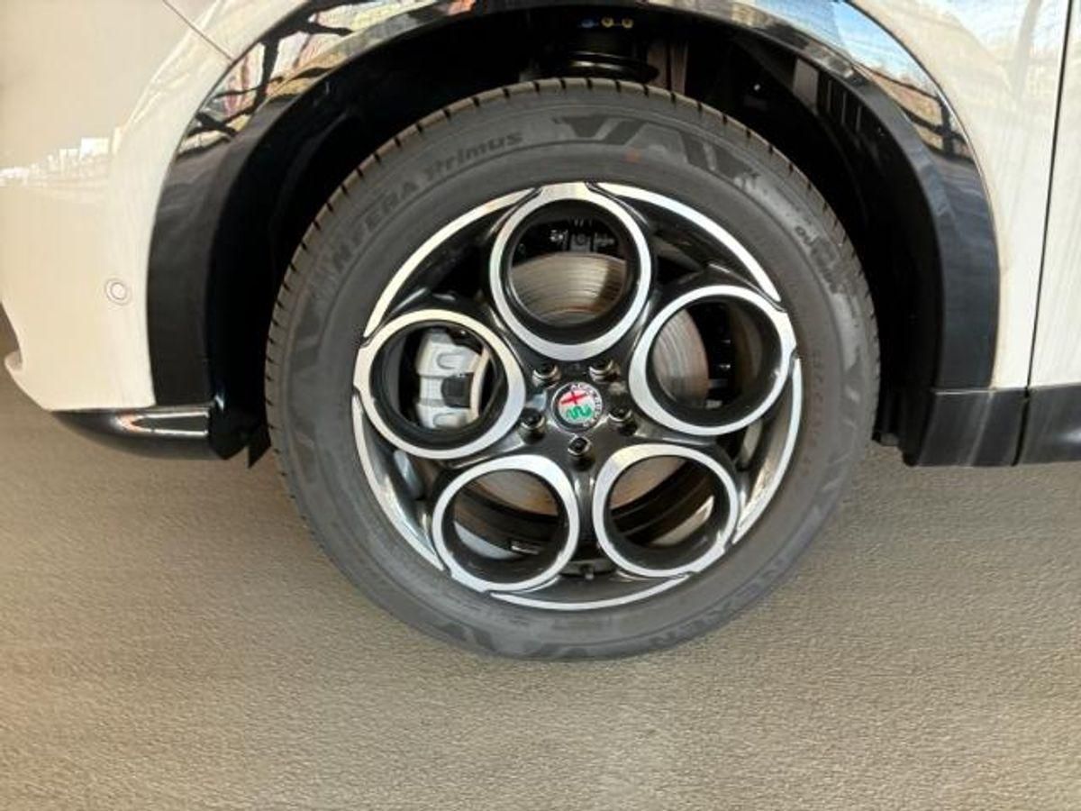 Alfa Romeo Tonale-Ti 1.5 160P *NAVI*360°Kam.*SHZ*LHZ*