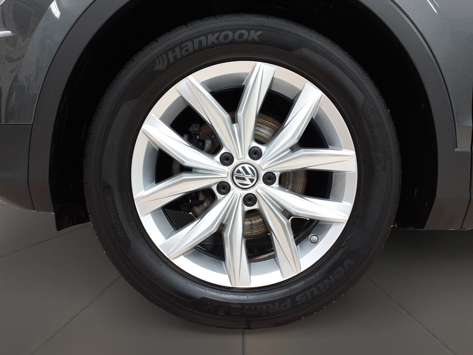 Volkswagen Tiguan 2.0TDI 4Motion Highline - Samsaru's Car Outlet