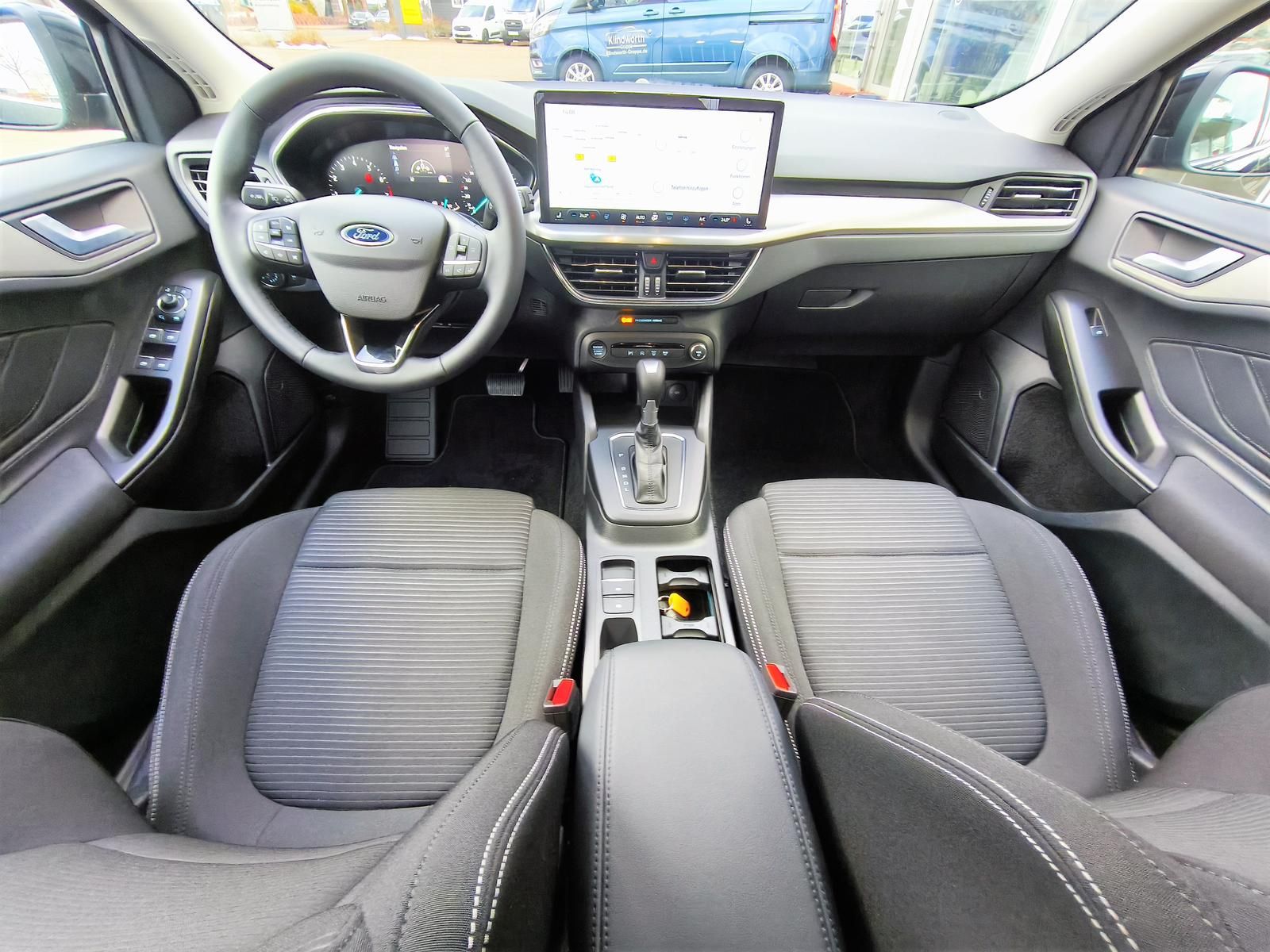 Ford Focus 1.0 EcoBoost Hybrid TITANIUM AHK,iACC,LED