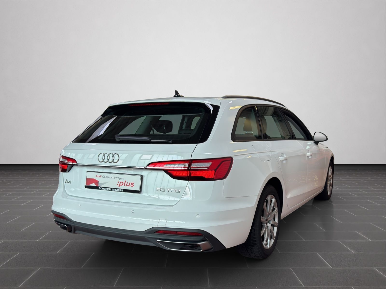 Audi A4 Avant 35 TFSI - Samsaru's Car Outlet