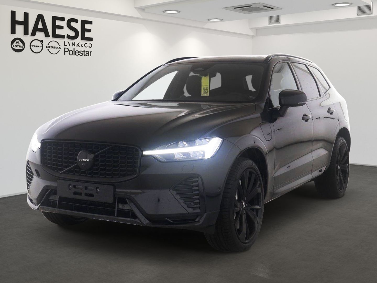 Volvo XC60 T6 Plus Black Edition Plug-In Hybrid AWD - Samsaru's Car Outlet
