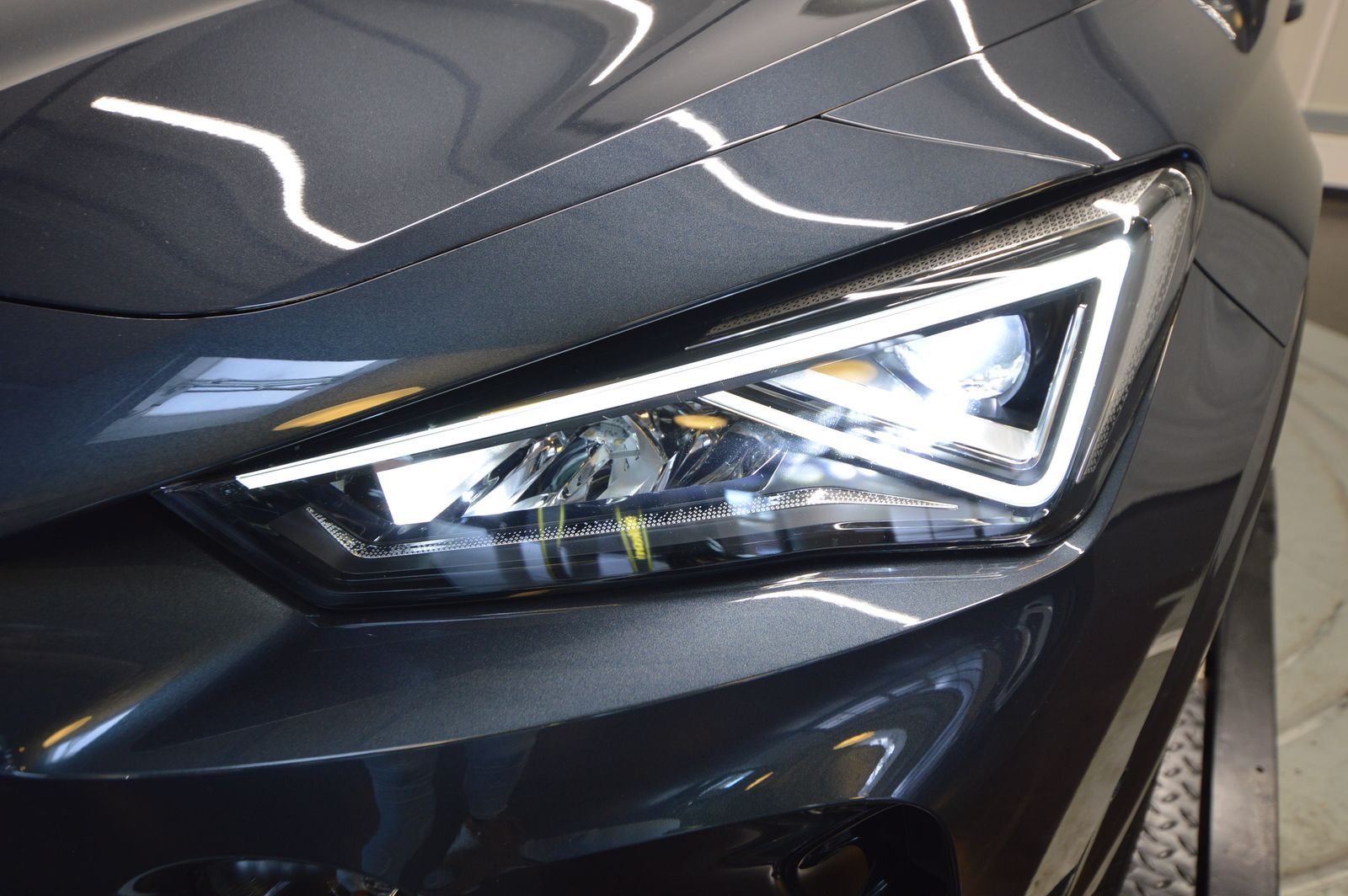 Cupra Formentor 2.0 TDI 4Drive - Samsaru's Car Outlet