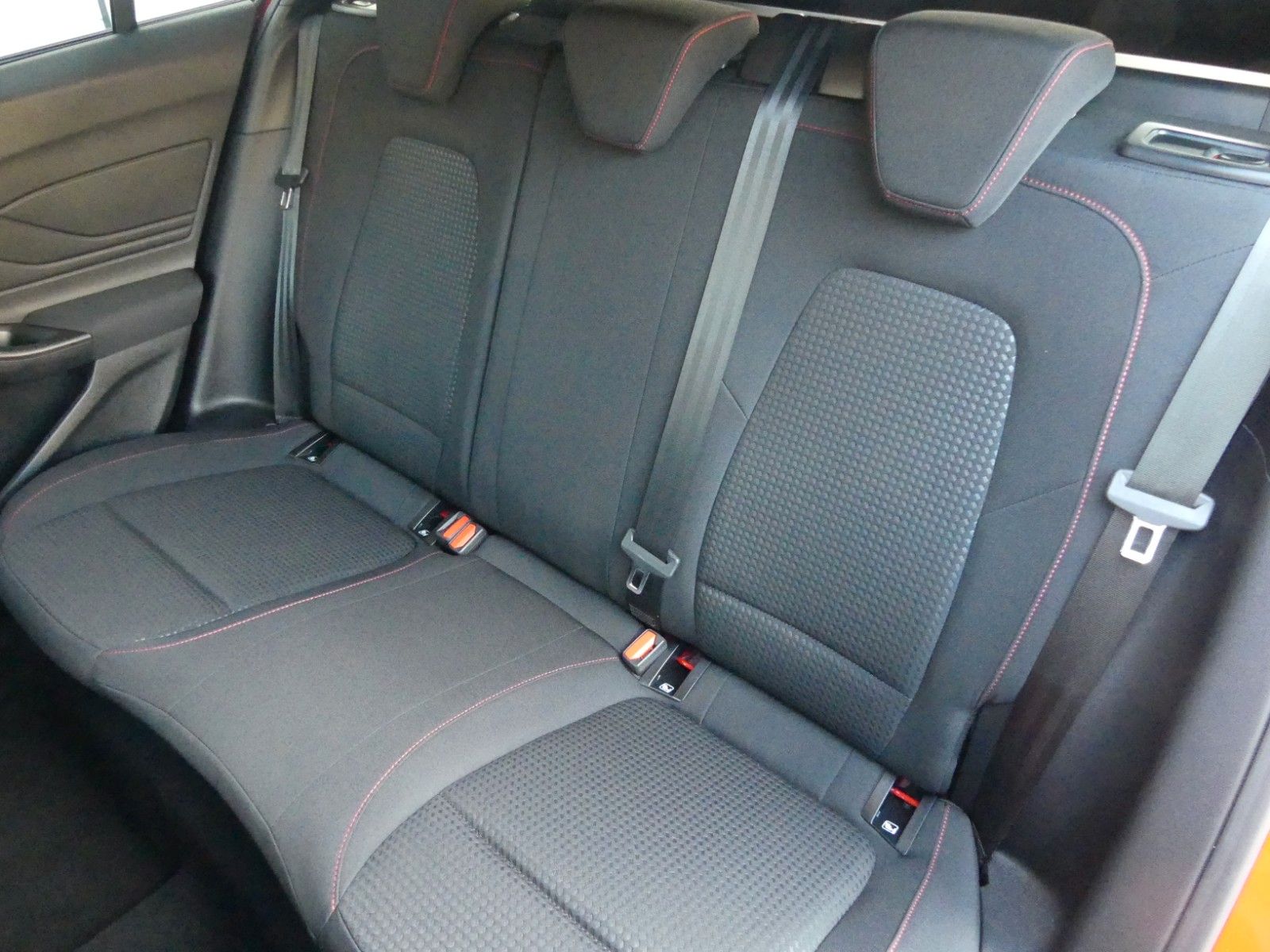 Ford Focus Turnier ST-Line*ACC*Race-Rot*