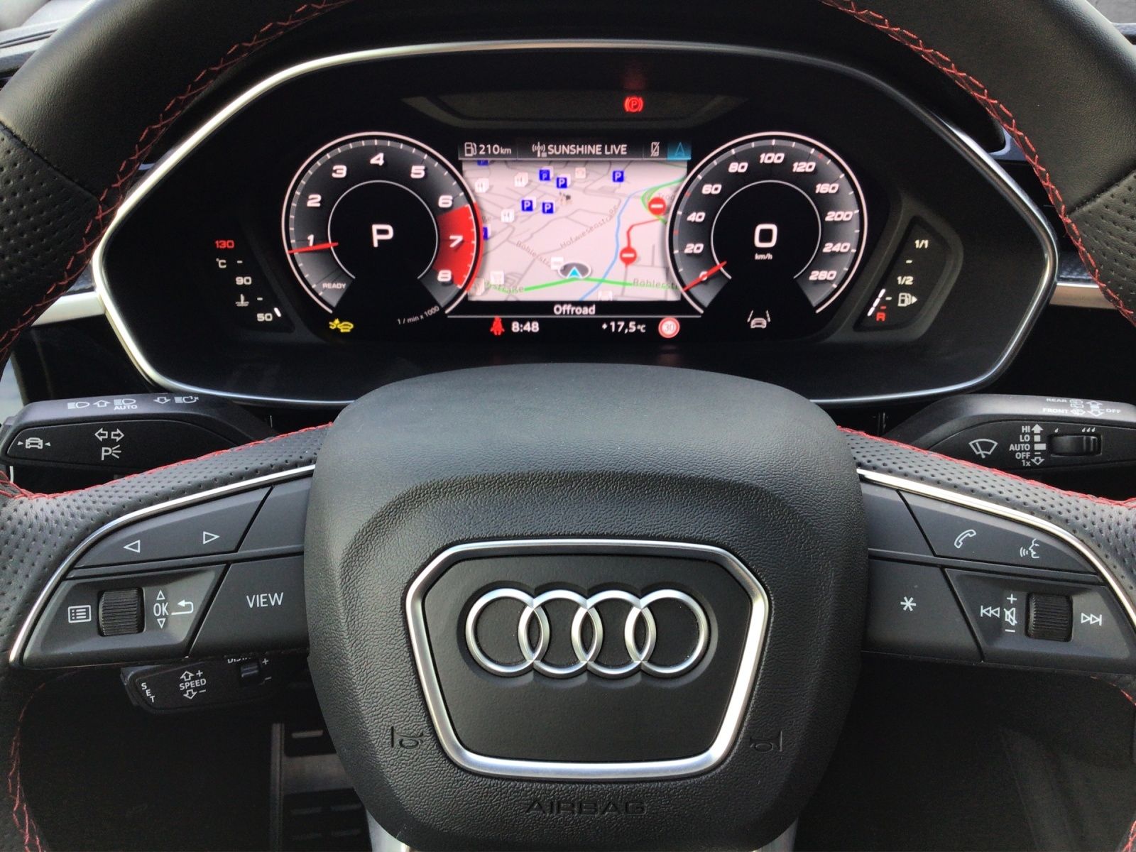 Audi Q3 advanced 40 TFSI S tronic quattro - Samsaru's Car Outlet