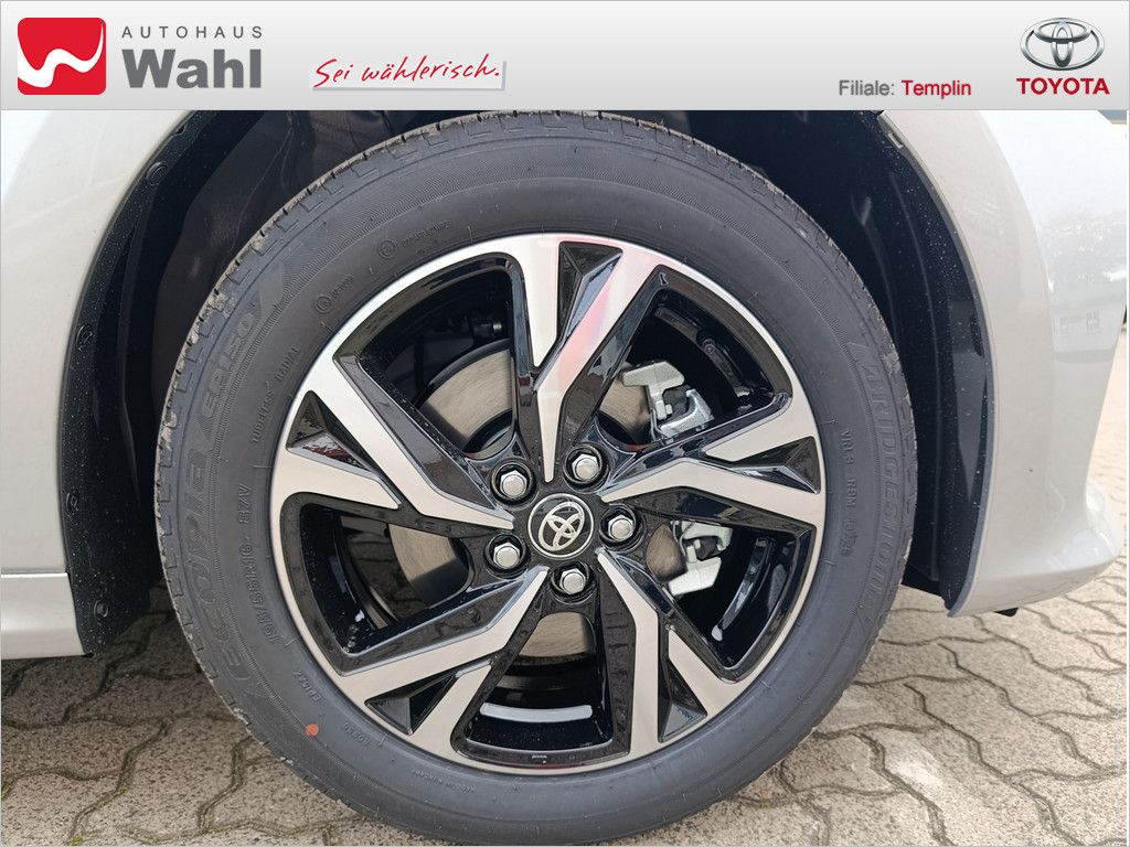 Toyota Yaris 1.5 Hybrid Teamplayer