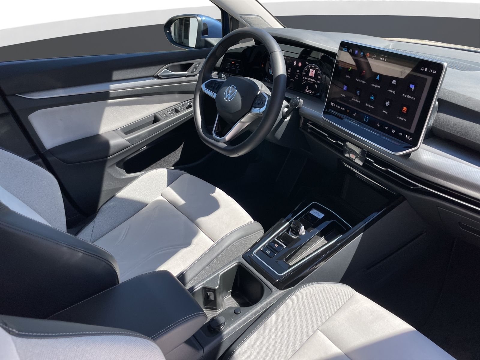 Volkswagen Golf VIII Variant 2.0 TSI 4Motion Style +DSG+AHK