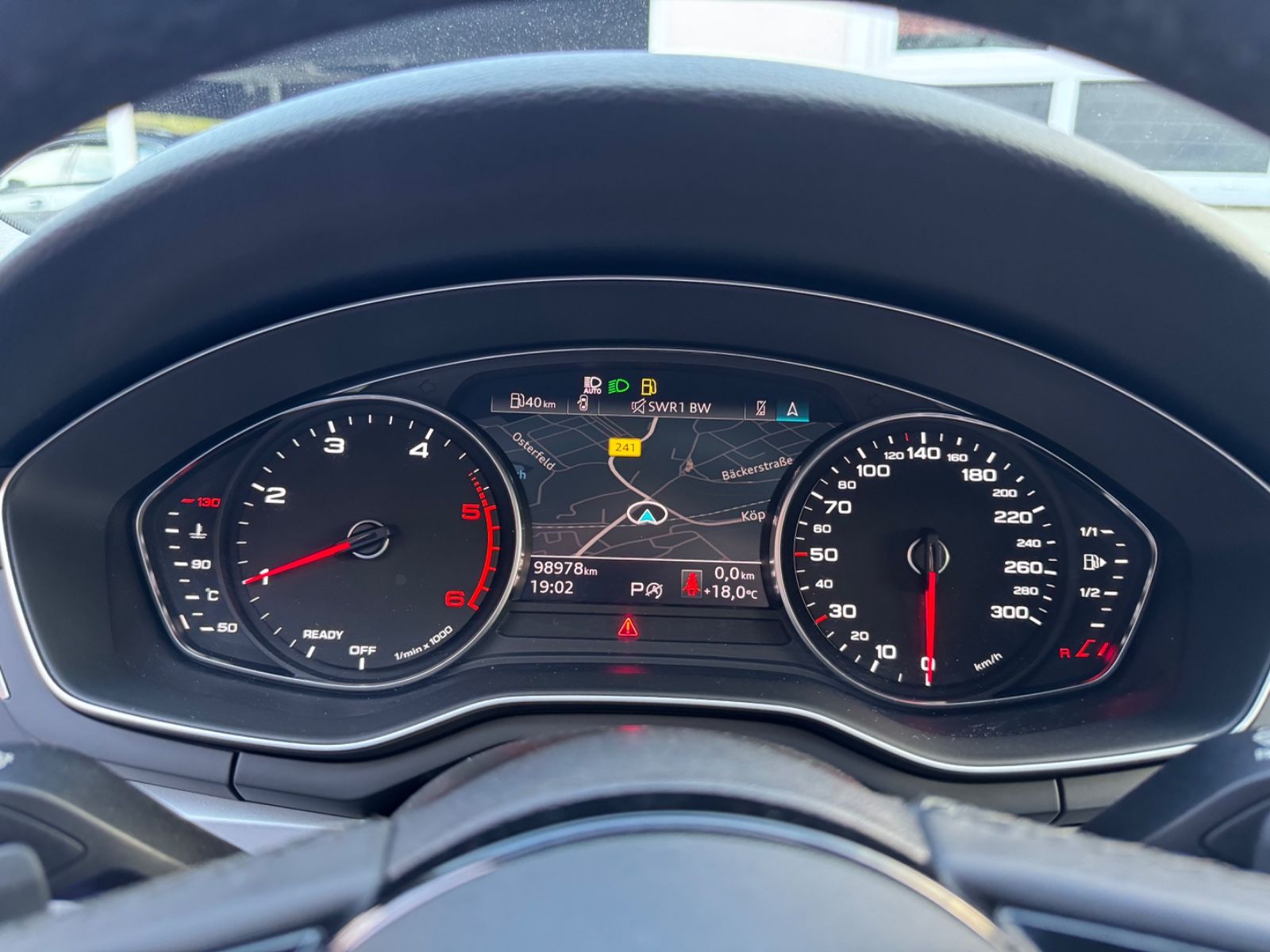 Audi A4 Avant 35 TDI - Samsaru's Car Outlet