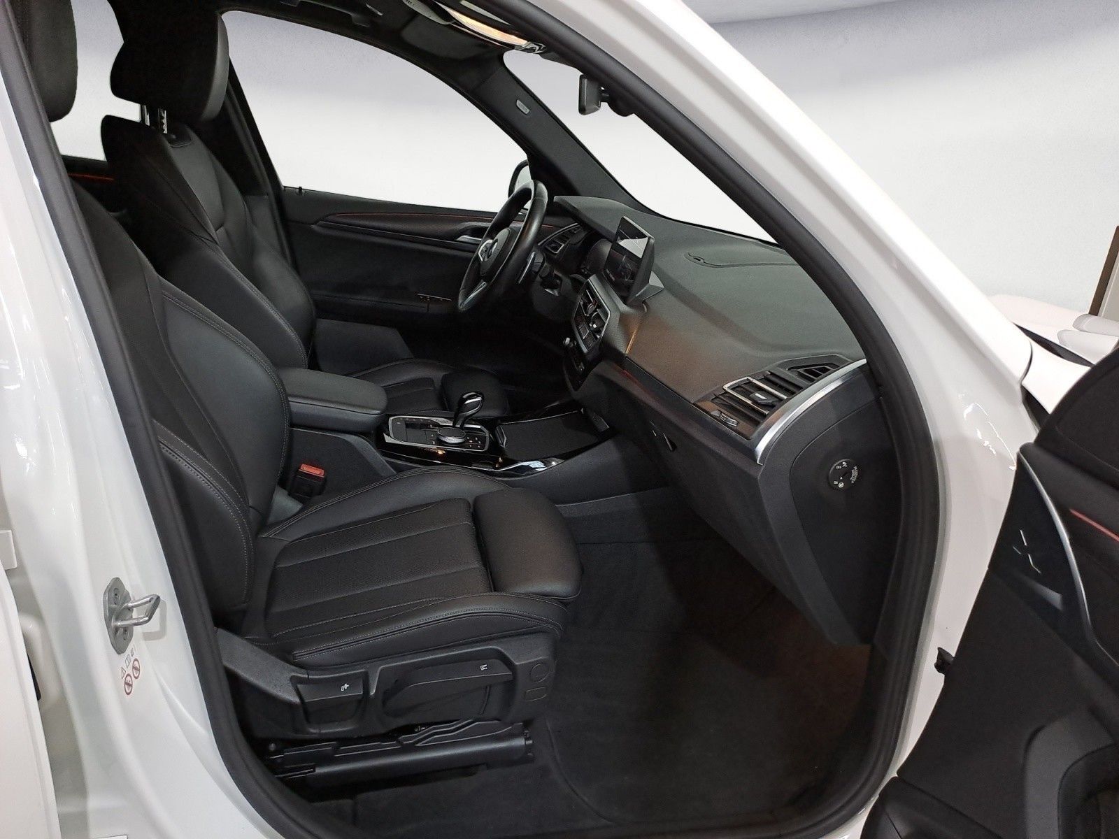 BMW X3 xDrive20d AT Navi Panoramadach Bluetooth PDC