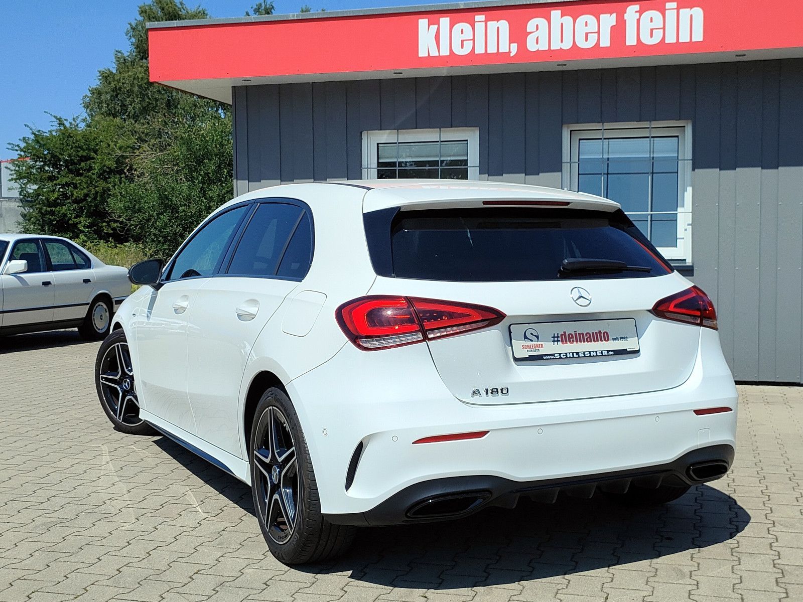 Mercedes-Benz A 180 DCT Edition AMG Line - Samsaru's Car Outlet