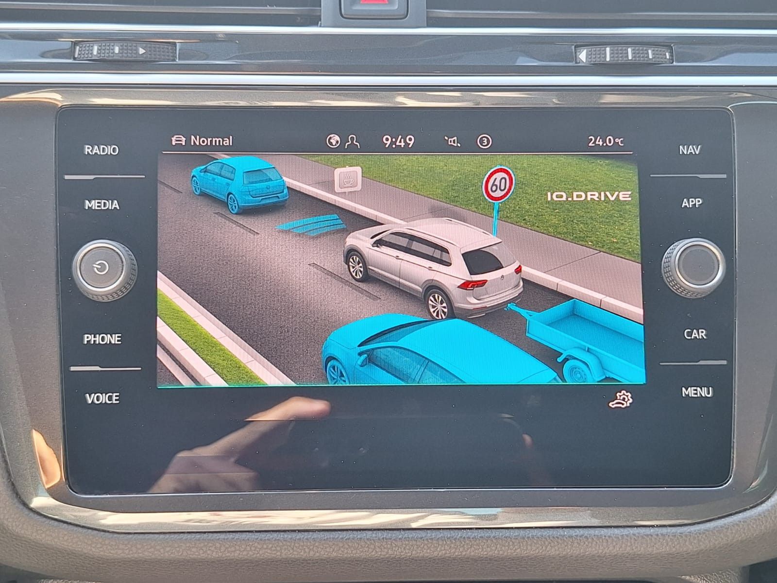 Volkswagen Tiguan R-Line 4Motion DSG - Samsaru's Car Outlet