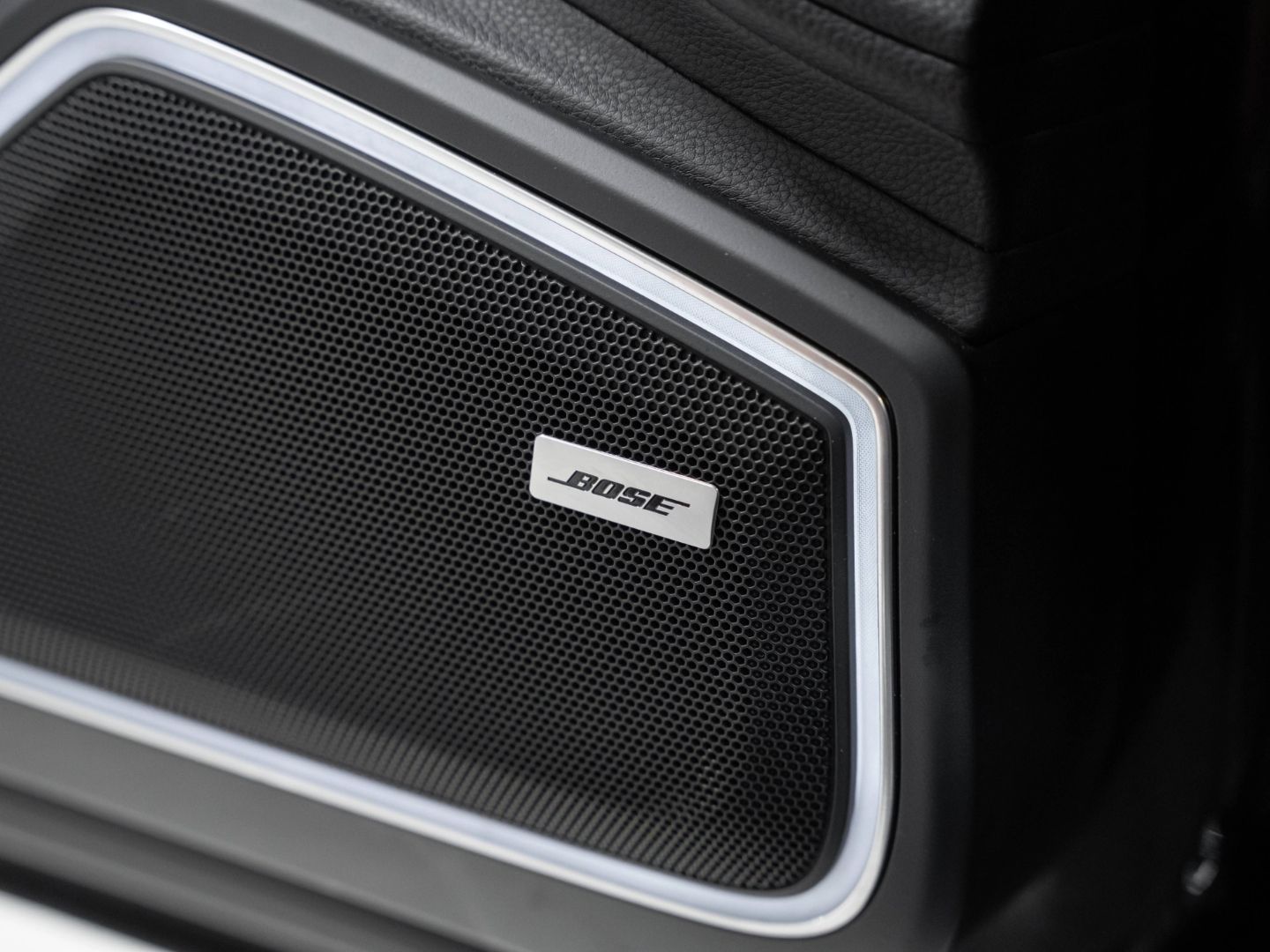 Porsche Panamera 4 E-Hybrid Platinum Edition HeadUp