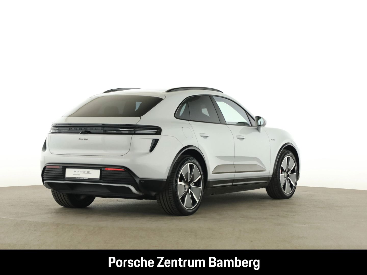 Porsche Macan Turbo/ Burmester/ Akustikglas/ Head-Up uvm