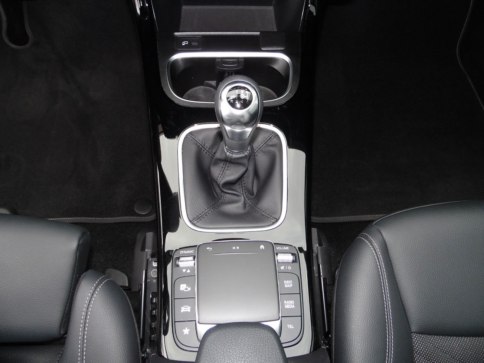 Mercedes-Benz A 200 - Samsaru's Car Outlet