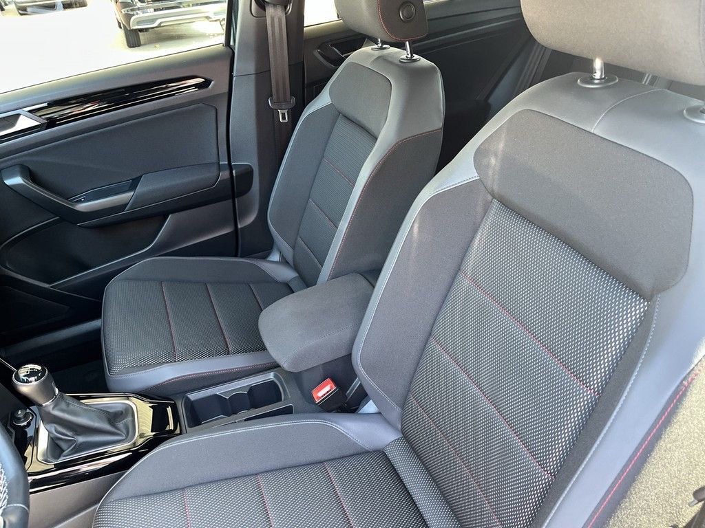 Volkswagen T-Roc 1.5 TSI Sport Black - Samsaru's Car Outlet