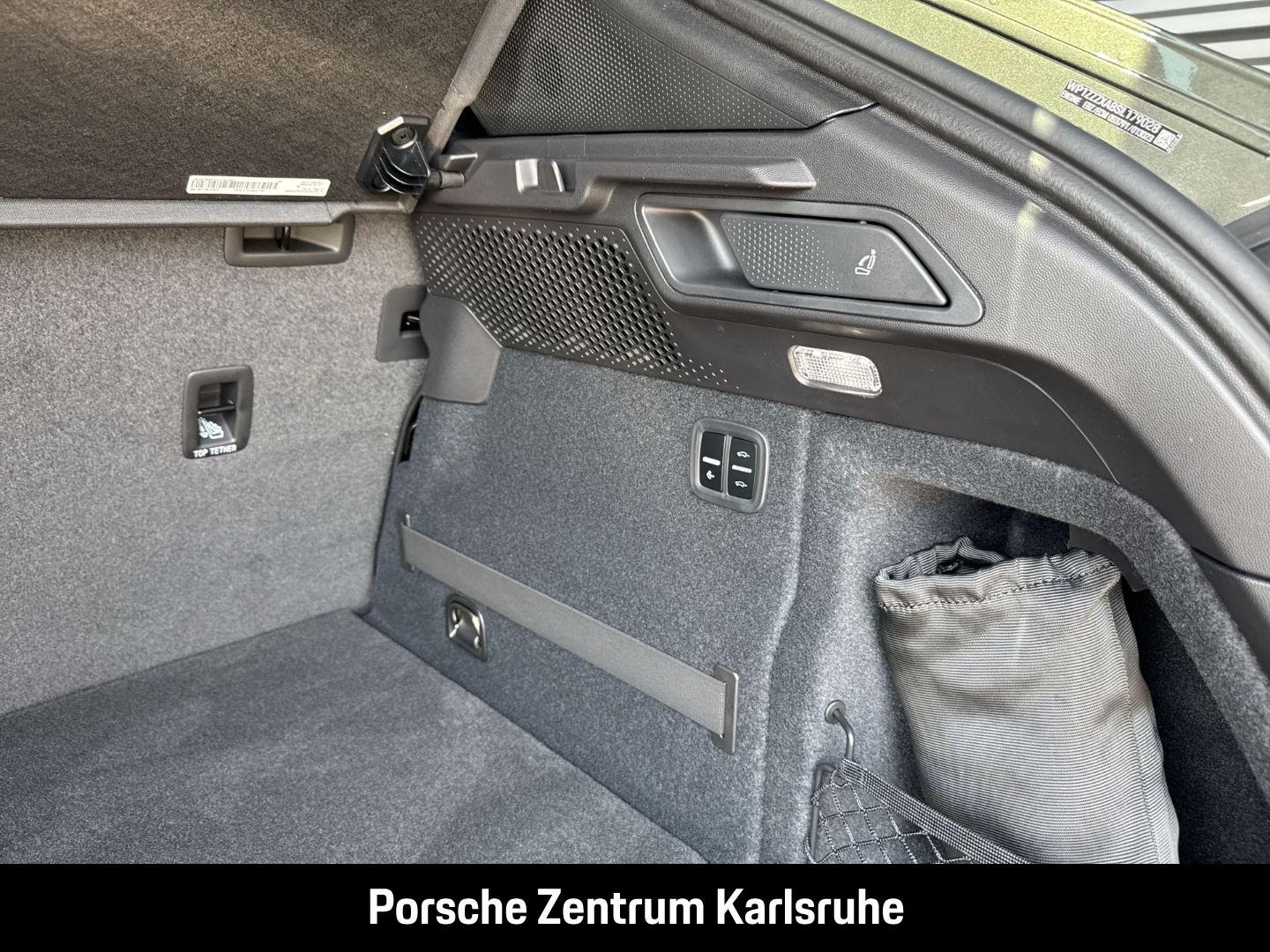 Porsche Macan Turbo BOSE Luftfederung LED-Matrix
