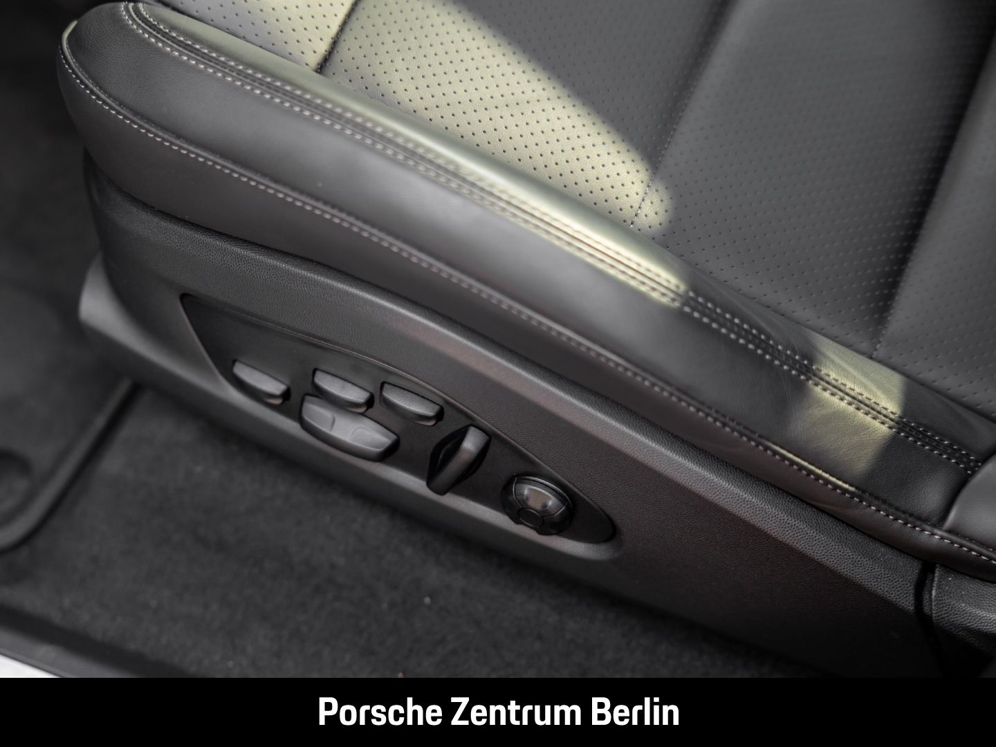 Porsche Macan 4 BOSE Surround-View InnoDrive LED-Matrix