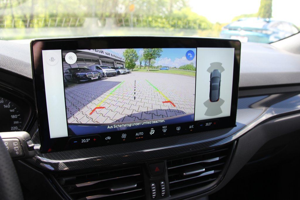 Ford Focus Turnier 155PS ST-LINE LED AdapTempomat CAM