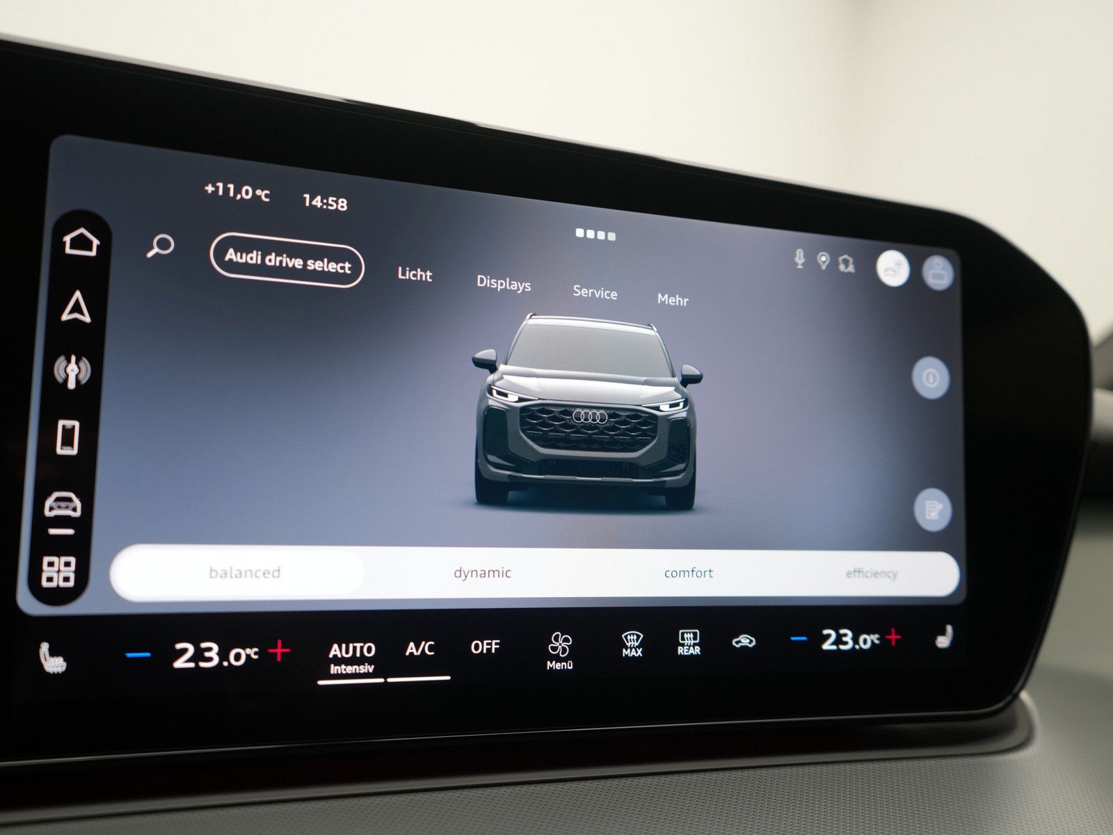 Audi Q3 S tronic S line MATRIX AHK PANO HUD SONOS NAV