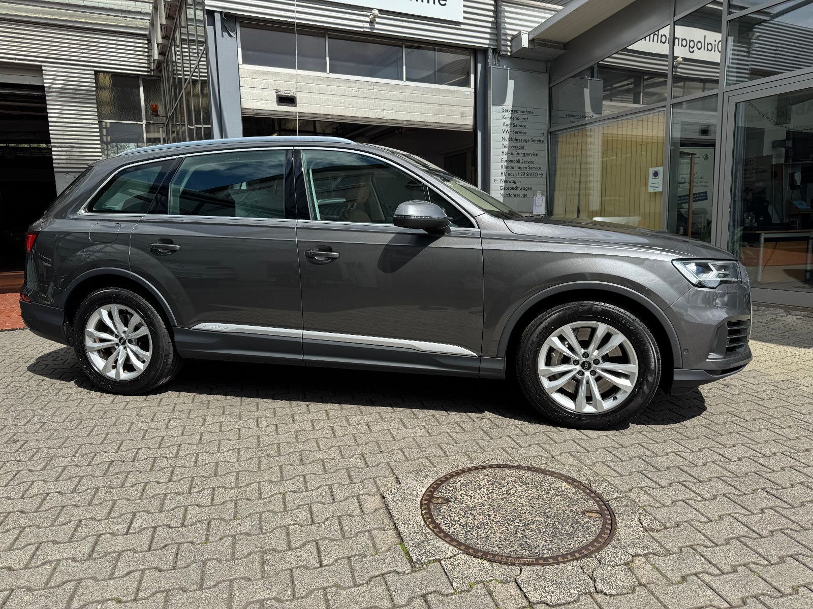 Audi Q7 55 TFSI e quattro Plug-In-Hybrid-AHK-Luftfede