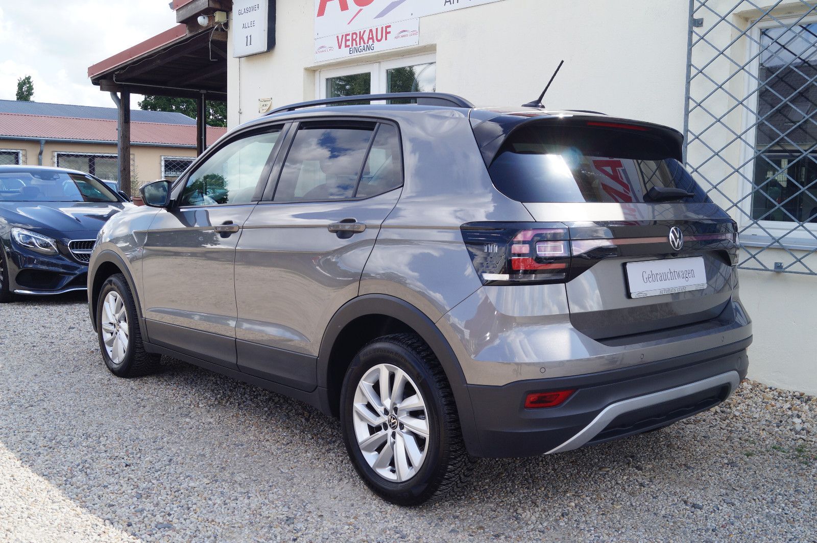 Volkswagen T-Cross Life DSG - Samsaru's Car Outlet