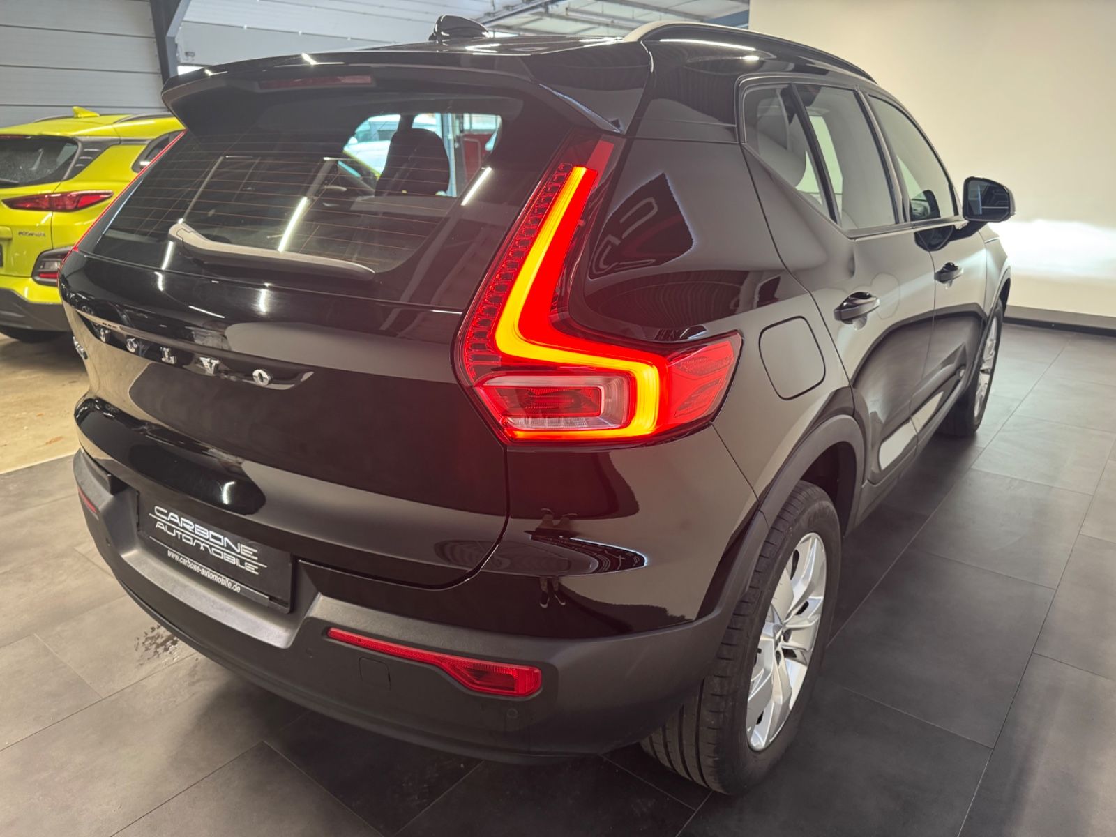 Volvo XC 40  Momentum**Navi+Winter+Kamera**