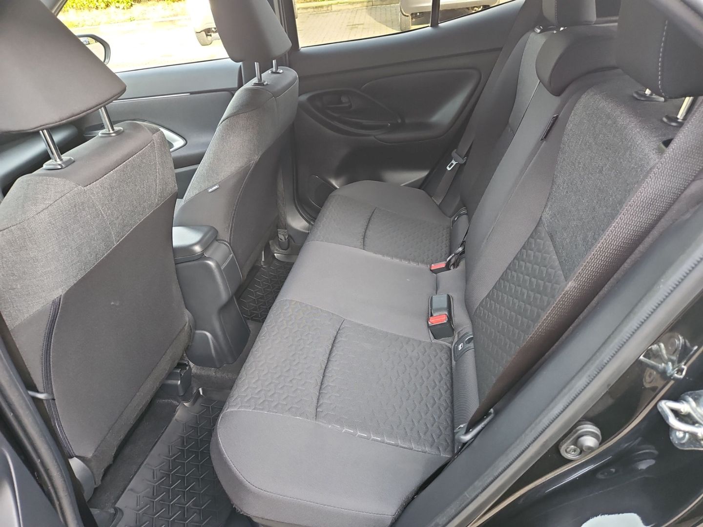Toyota Yaris Cross Hybrid FWD Team Deutschland SHZ LHZ