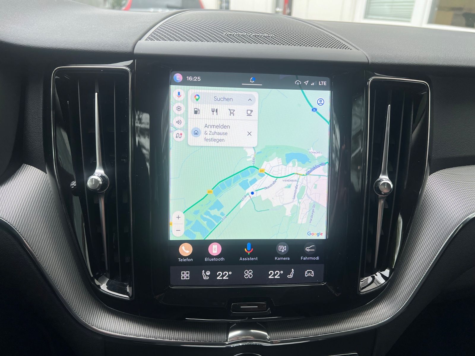 Volvo XC60 B4 Diesel AWD Plus Dark GARANTIE