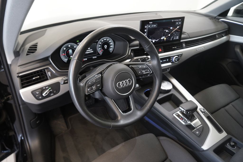 Audi A4 Avant 40 TDI q. - Samsaru's Car Outlet