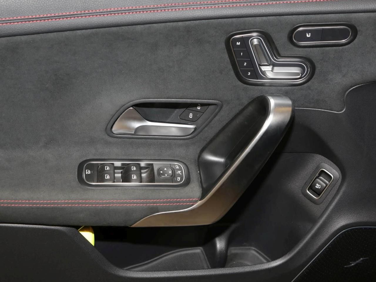 Mercedes-Benz CLA 35 AMG 4M - Samsaru's Car Outlet
