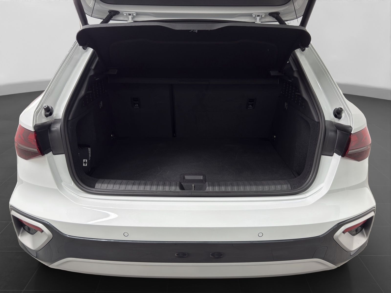 Audi A3 allstreet 35 TFSI - Samsaru's Car Outlet