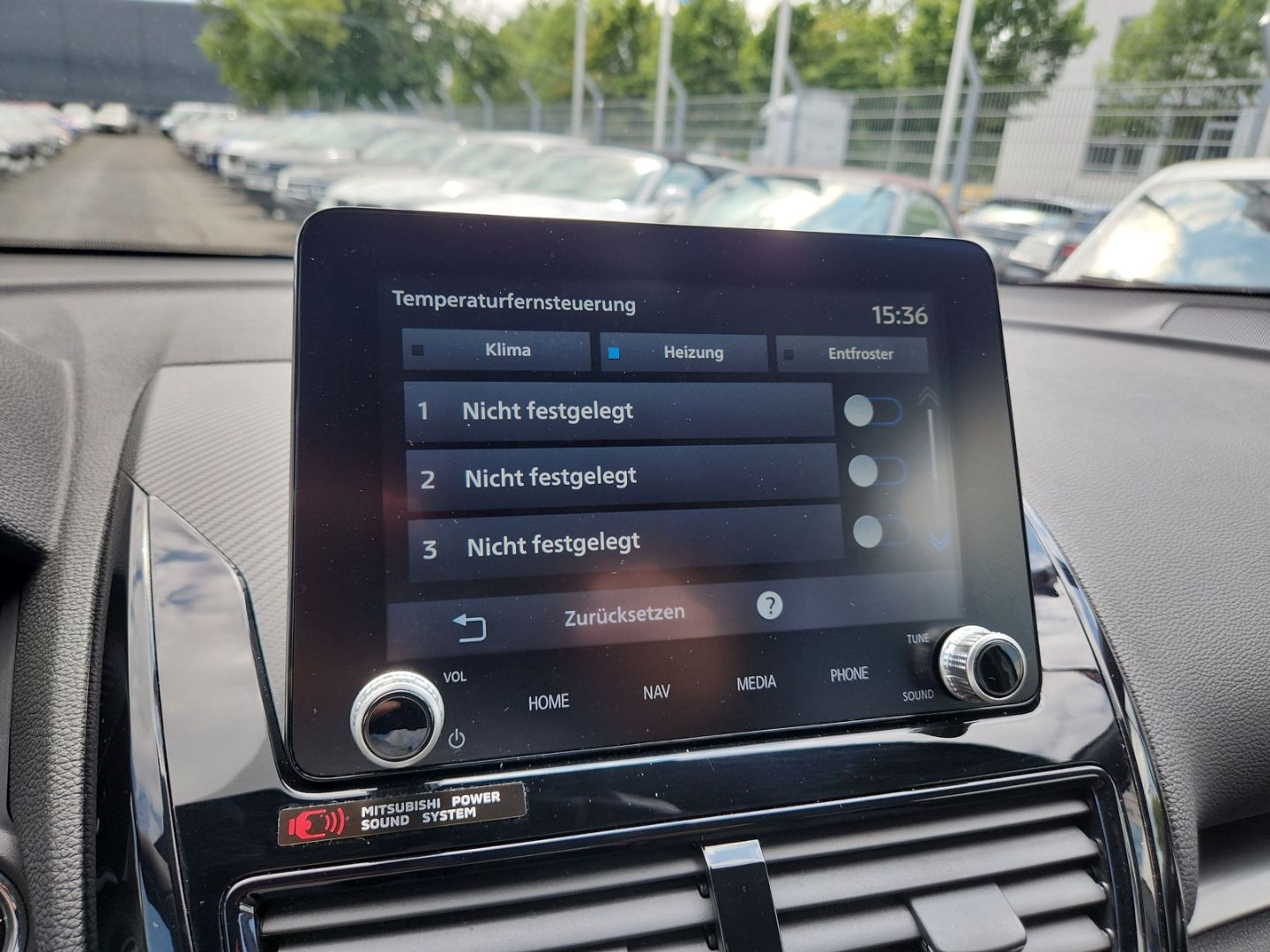 Mitsubishi Eclipse Cross Plug-In Hybrid Select Black *Black