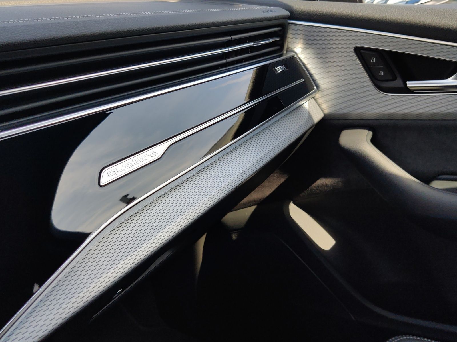 Audi Q7 60 TFSIe qu. S line Air*Pano*AHK*HuD*360°