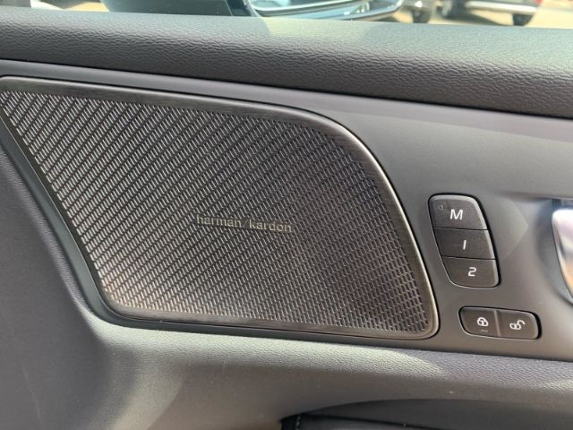 Volvo S60 B5 AWD Plus Dark Abstandstempomat  el. Sitze