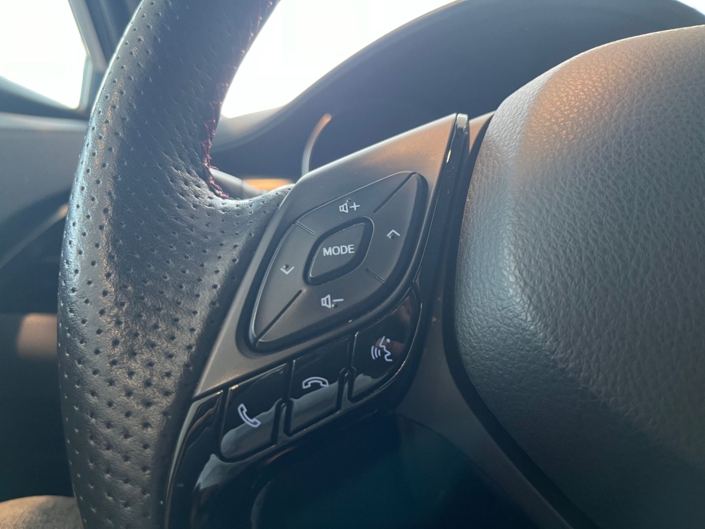 Toyota C-HR 2.0 Hybrid GR Sport - Samsaru's Car Outlet