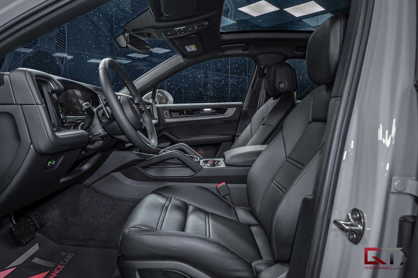 Porsche Cayenne E-Hyb Coupé 2025 SportDesign 22" Pano HD