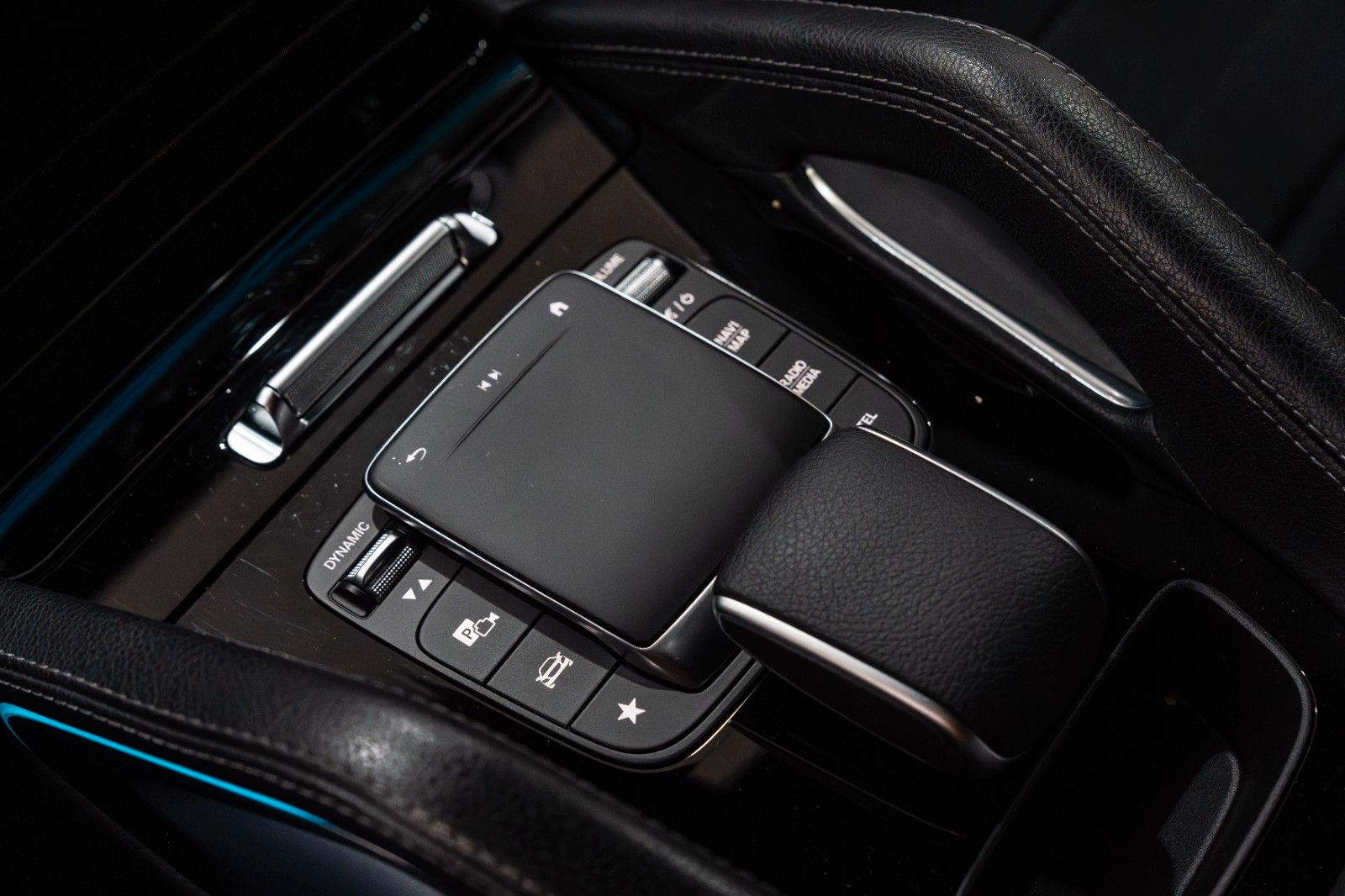 Mercedes-Benz GLE 350de 4Matic*AMG-LINE*NIGHT*360°KAM*LED*1-HD