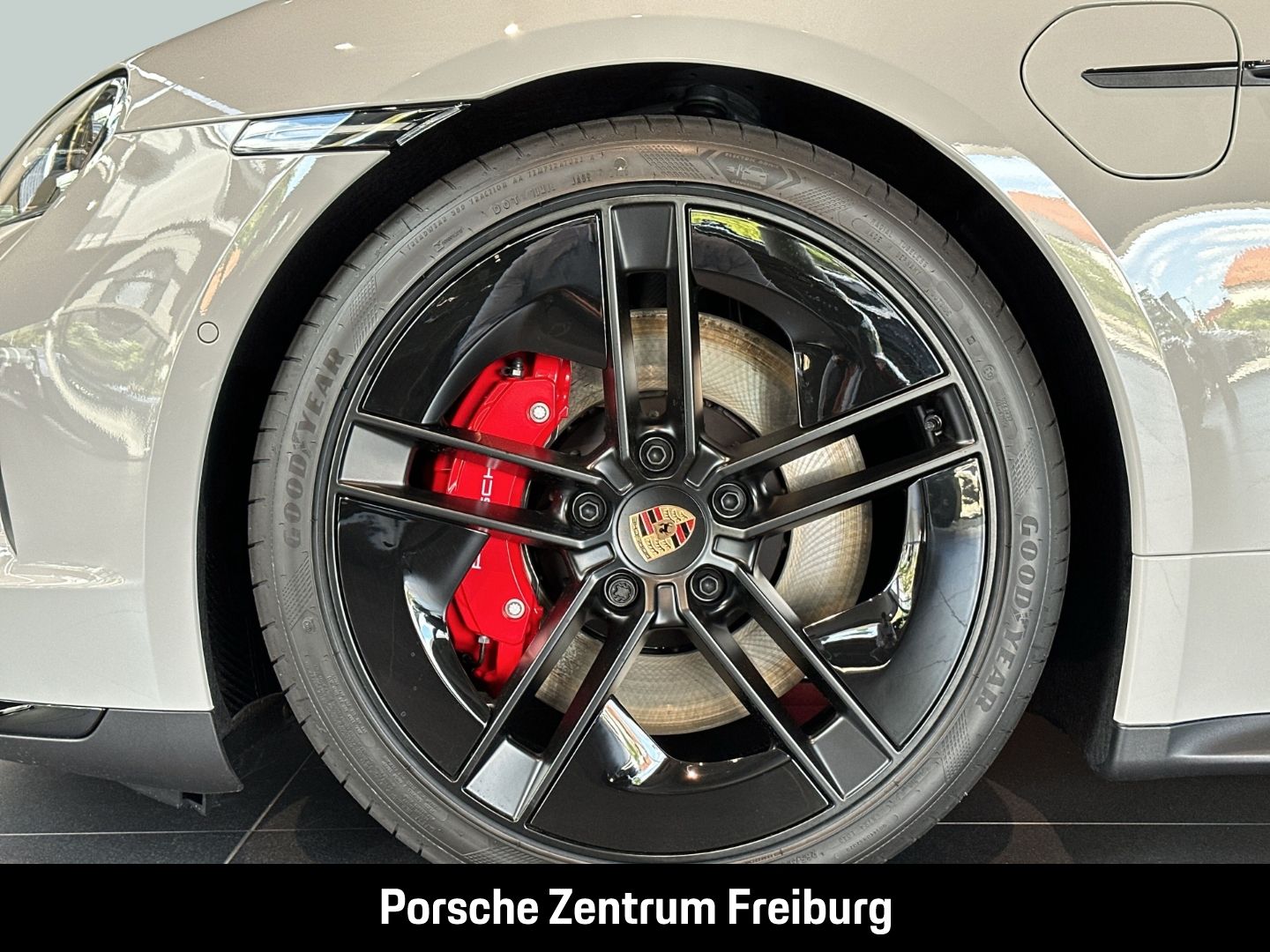 Porsche Taycan GTS Sport Turismo BOSE Abstandstempomat