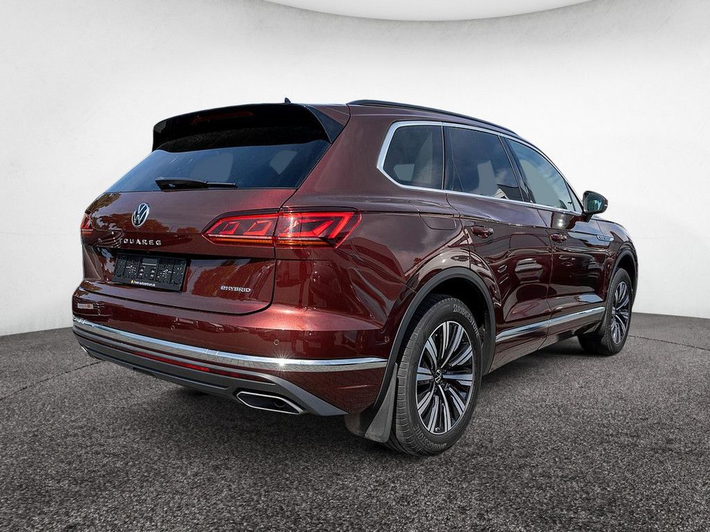 Volkswagen Touareg 3.0 V6 TSI eHybrid Atmosphere 4M - Samsaru's Car Outlet