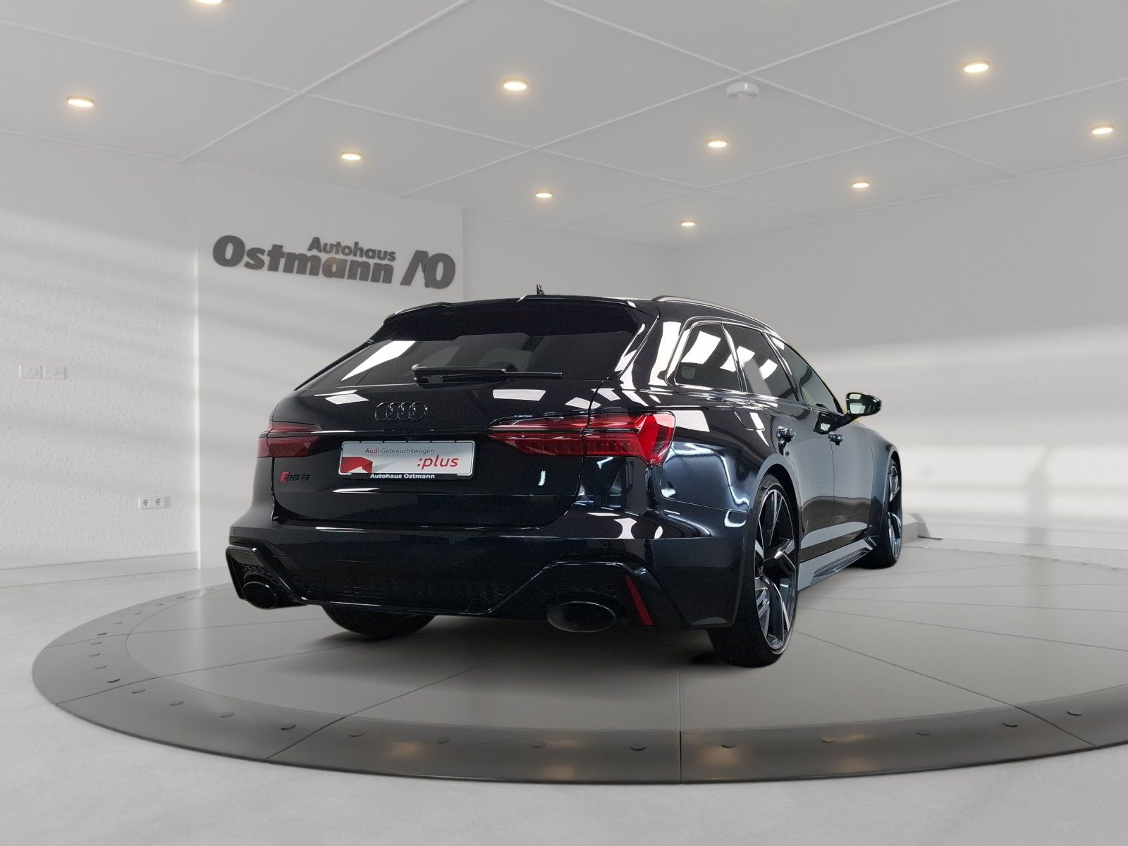 Audi RS 6 Avant 4.0 TFSI AHK 360 4xSHZ B&O STH 305km/