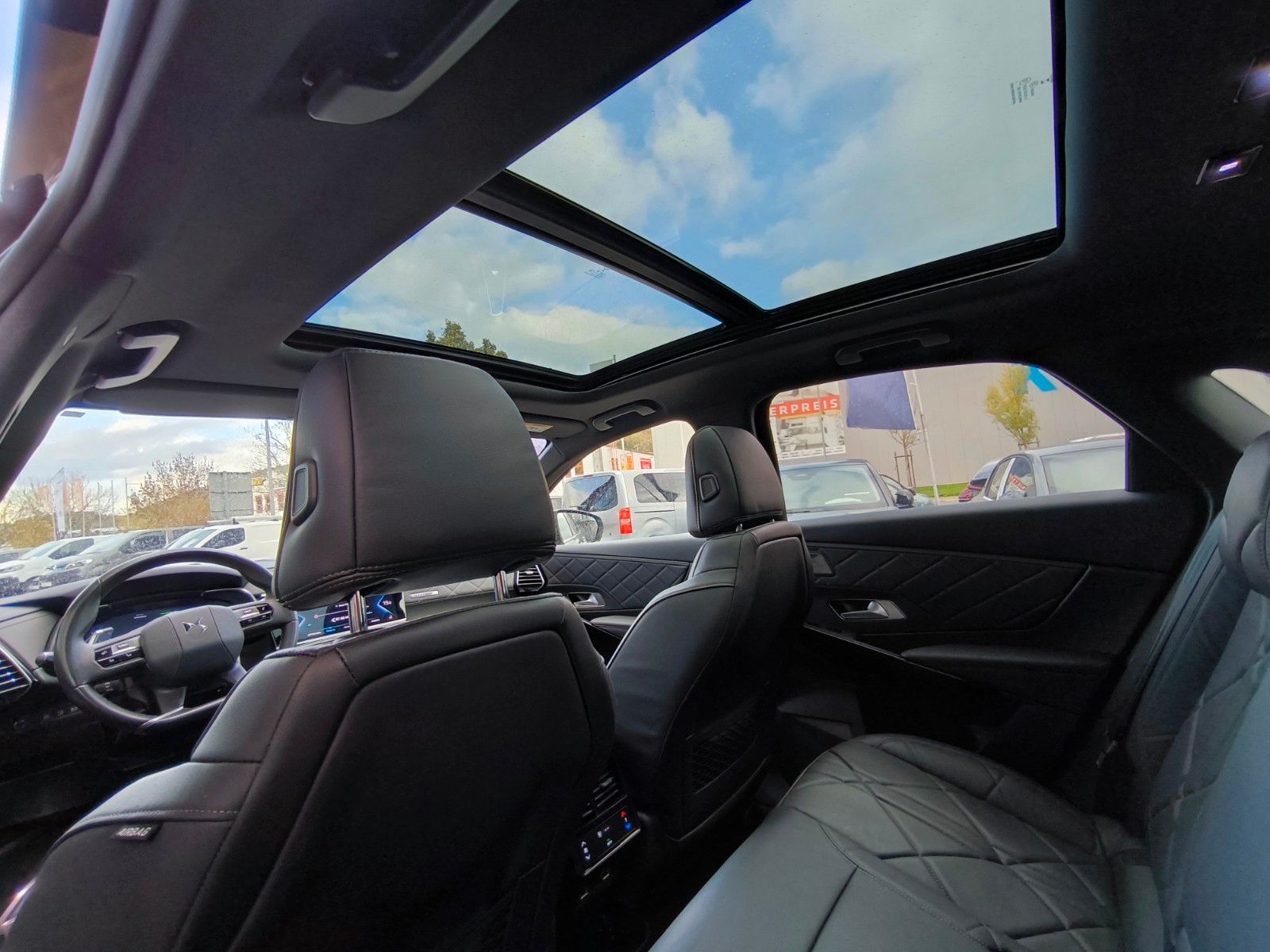 DS Automobiles DS7 Crossback  E-Tense 4x2 Rivoli Night-Vision