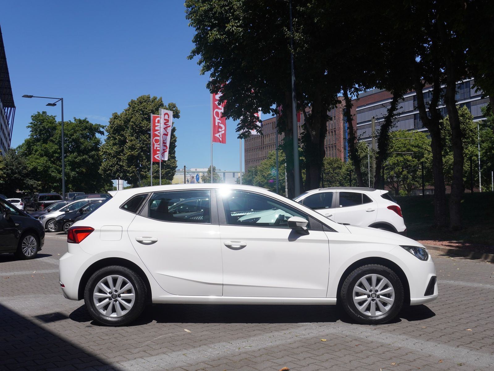 Seat Ibiza 1.0 TSI Style DSG - Samsaru's Car Outlet