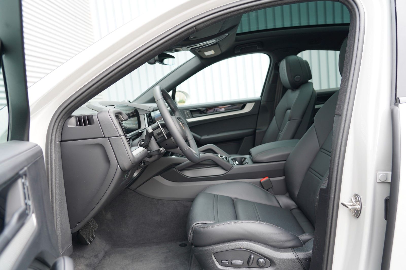 Porsche Cayenne Coupe E-Hybrid LUFT PANO SOFT MY25