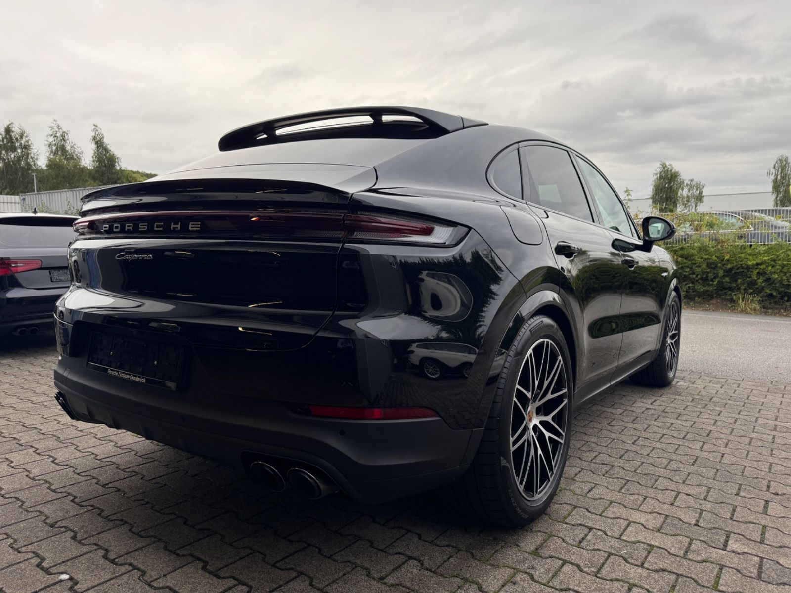 Porsche Cayenne COUPE E-Hybrid*BEIFAHRER DISPLAY*VOLLLLL