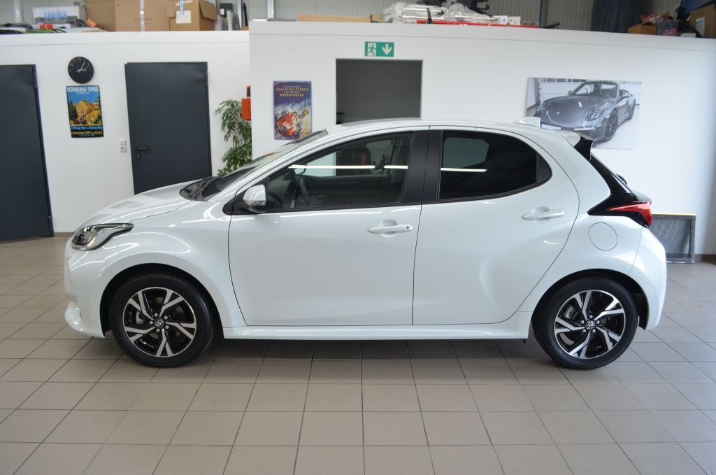 Toyota Yaris 1,5 Hybrid Team DK*COMFORT-P*TECHNIK-P+TZ