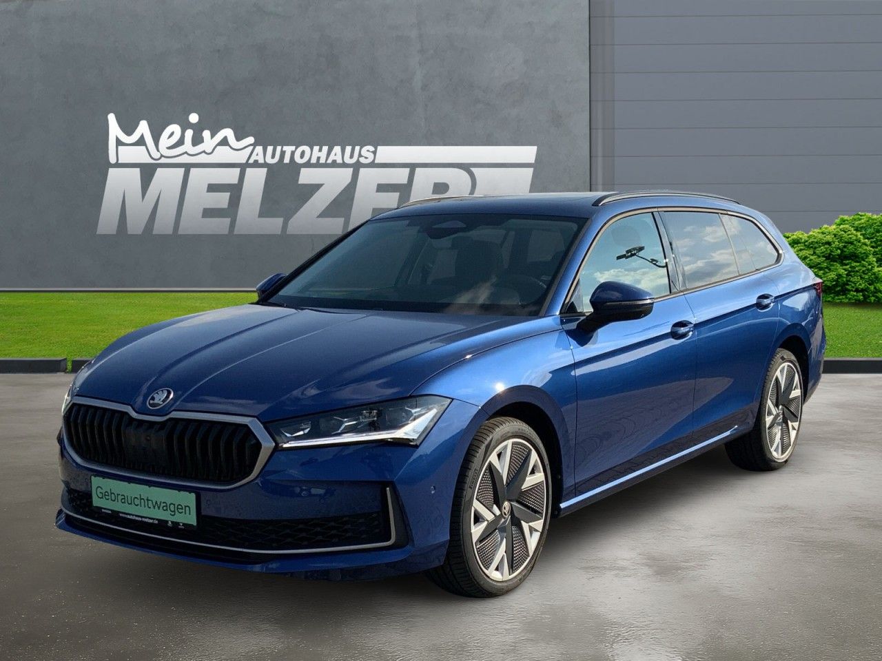 Skoda Superb Cb. 2.0TSI DSG 4x4+AHK+PANO+LEDER+ACC+DCC