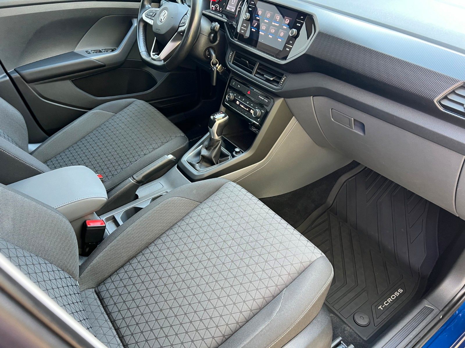 Volkswagen T-Cross Life - Samsaru's Car Outlet
