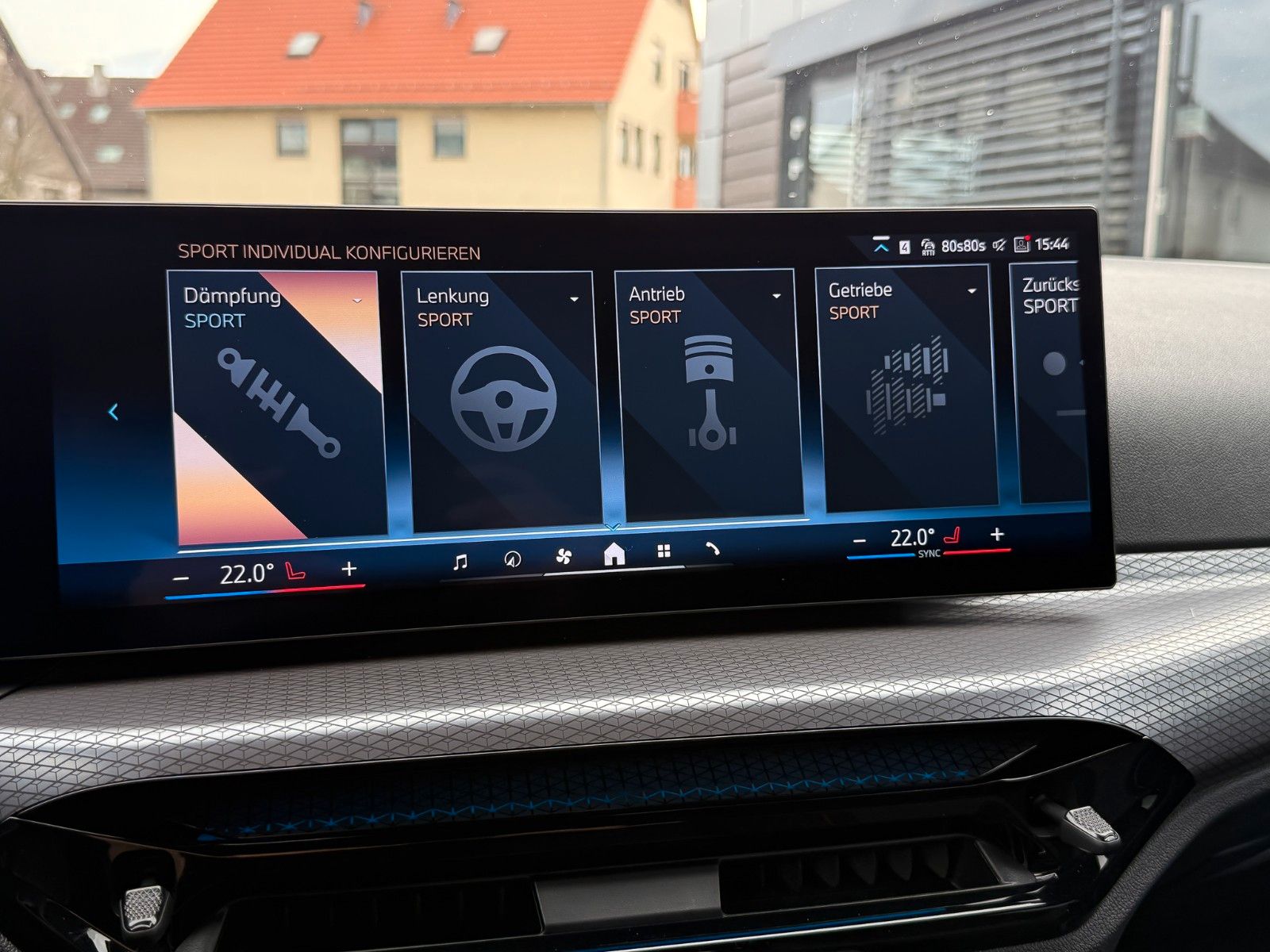 BMW 320i M Sport 18" HuD AHK ACC 360° hifi LED+