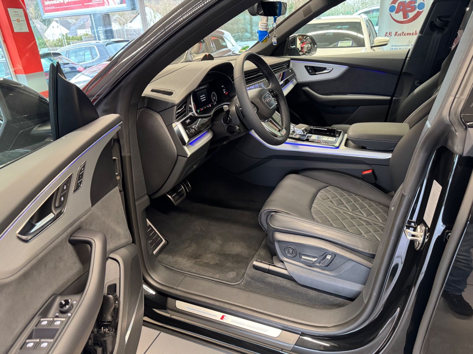 Audi Q8 50TDI S-Line/Black/23zoll/Allradlenk.Pano/B&0