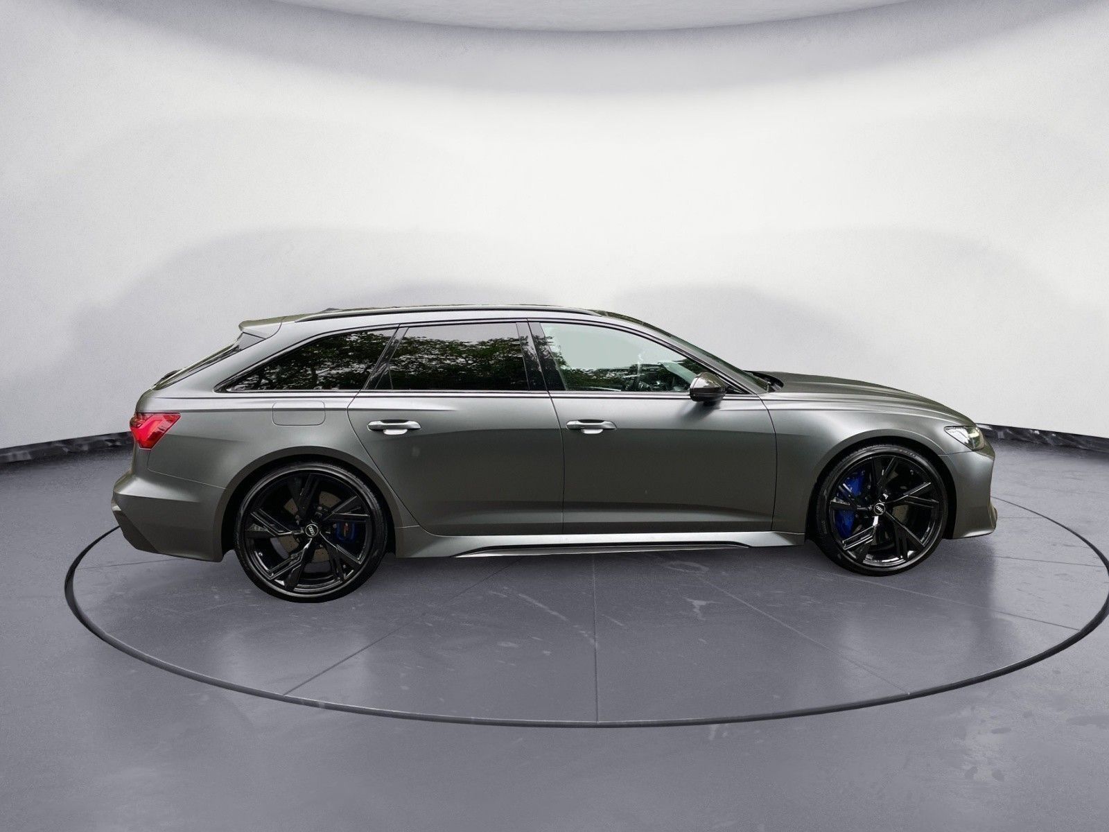 Audi RS6 Avant 4.0 TFSI quattro Laser/Pano/B&O/Sitzbe