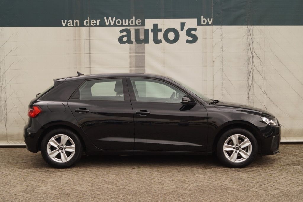 Audi A1 Sportback 25 TFSI automatik Pro Line -NAVI-EC